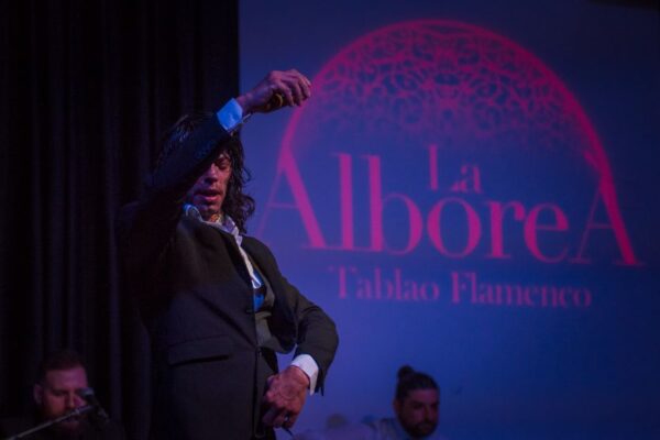 Cante Flamenco en Tablao La Alboreá