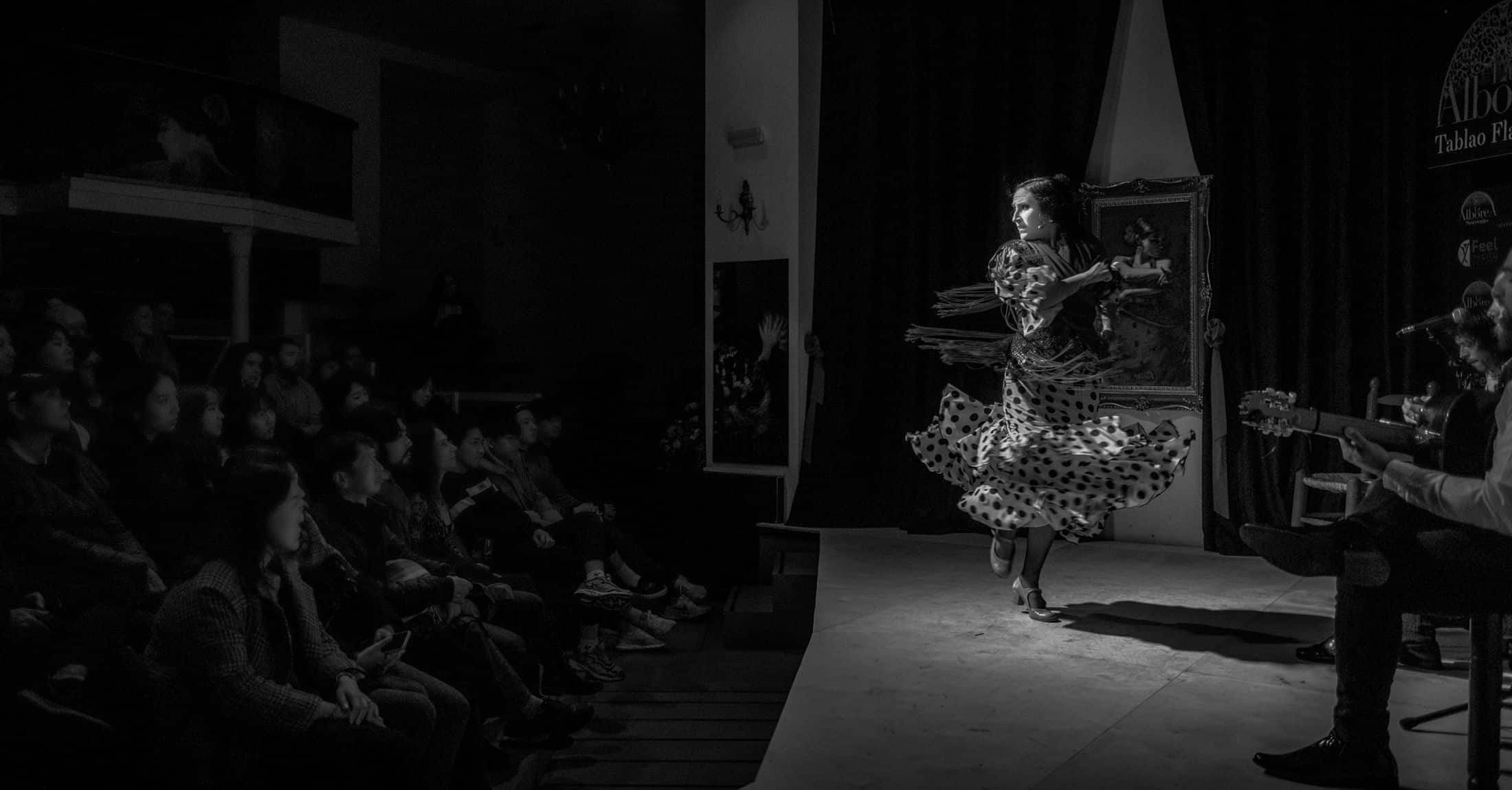 Baile Flamenco en Tablao Flamenco La Alboreá