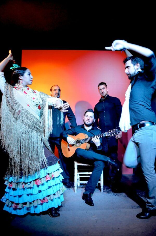 GRUPO FLAMENCO 2 Tablao Flamenco Sevilla