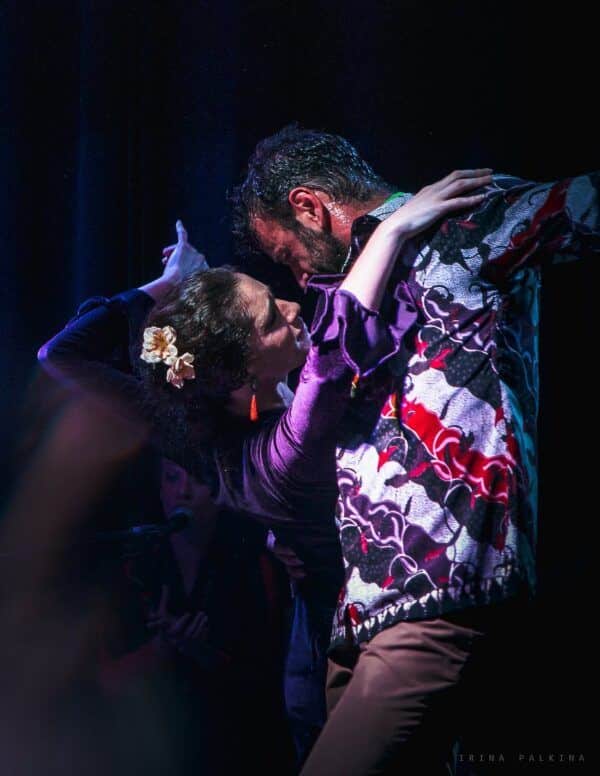 Cristian Lozano y Sara en el Tablao Flamenco Orilla de Triana | Espectáculo Flamenco en Sevilla.jpg