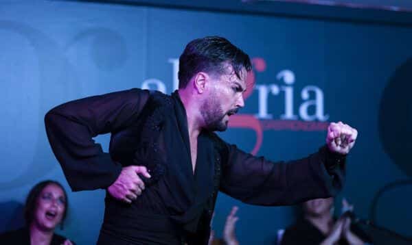 Baile en el Tablao Alegría con Restaurante - Flamenco en Málaga