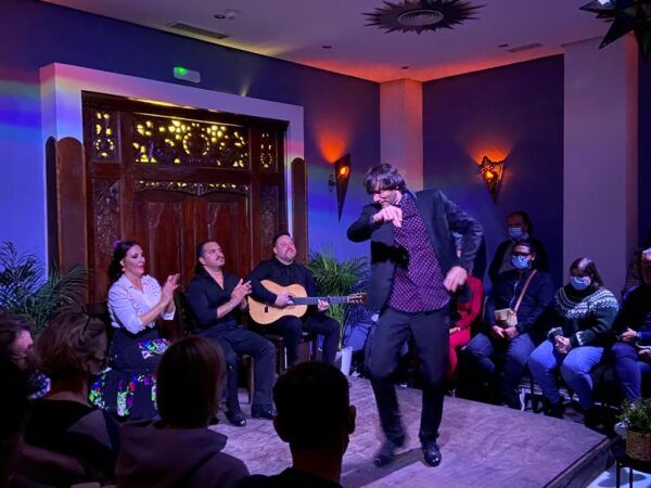 Sala Almoraima de Sevilla - Baile Flamenco