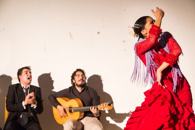sevillanas y flamenco Sevillanas y Flamenco: Relación y Diferencias