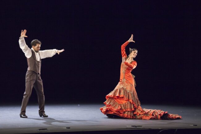 Granada,,Spain,-,July,4,,2015:,Ballet,Nacional,De,Espaã±a, Compás flamenco
