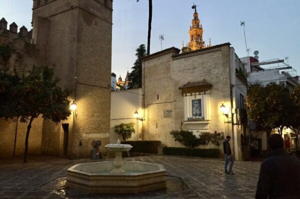 Plaza de la Ruta Guiada a Sevilla Encantada - FLAMENCO ONLINE